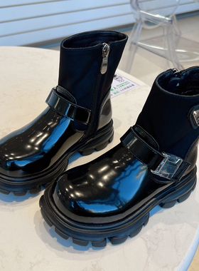 儿童短靴女童低筒2024春秋新款百搭复古三角标黑色短靴韩版马丁靴