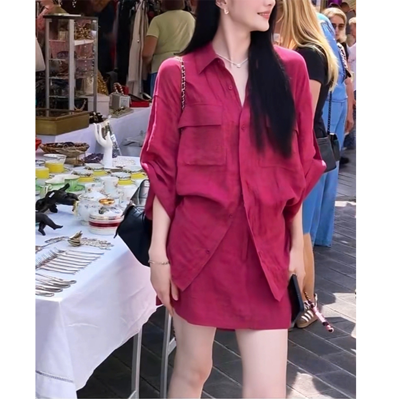 欧洲站2025新款超美浆果色衬衫短裙两件套女夏松弛感宽松亚麻套装