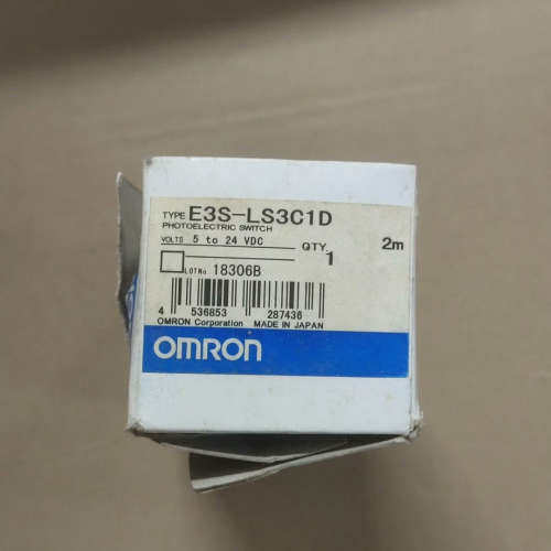光电开关E3S-LS3C1D  1个共100议价