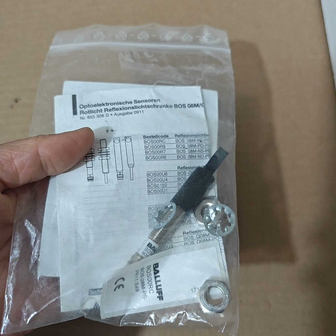 BALLUFF巴鲁夫BOS00RC光电开关传感器BO议价