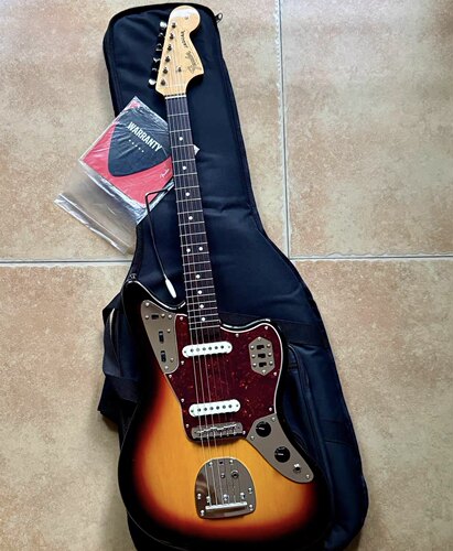 自用闲置Fender Jaguar日落色/日芬电吉他