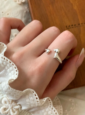 韩版简约磨砂腊肠狗戒指女新款小众设计百搭时尚轻奢高级感开口戒