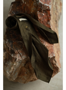 UGENTLE 双宫丝《 苔痕绿 》手工卷边意式蓬松飘逸领带3 fold tie