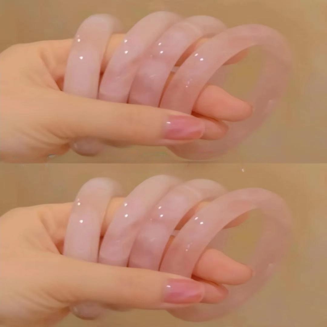 天然马粉手镯女芙蓉晶冰种粉水晶镯子招桃花少女年轻款渐变粉玉镯