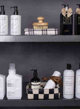 样板房间洗衣房阳台柜软装饰品卫生间香薰毛巾洗衣液卫浴套装摆件