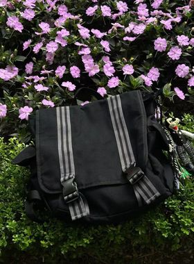 Tsuki Studio_中古千禧复活款黑绿y2k复古学院帆布男女2025新款