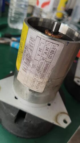费森4008S血透机碳刷 进口电机碳刷 5*6*11  24V电机碳刷