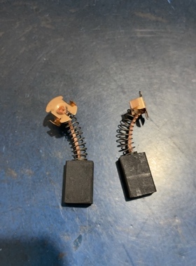 适用得伟 DWE7485的碳刷 N796713 进口材料 实物拍摄 6.5*13.3*20