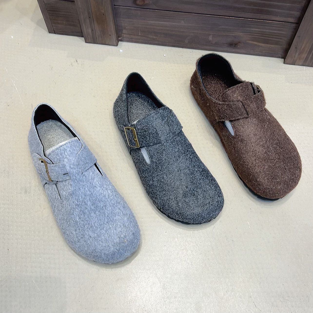 十三行女鞋实拍圆头羊毛呢加绒勃肯鞋女冬保暖棉瓢鞋丑萌大头鞋