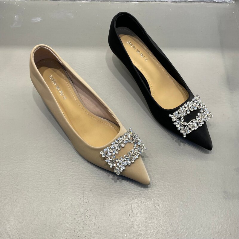 十三行女鞋实拍法式尖头水钻高跟鞋秋冬气质名媛配裙子细跟浅口鞋