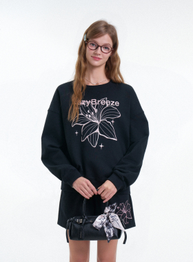 LazyBreeze春季新款休闲学院风经典刺绣宽松卫衣运动短裤套装女