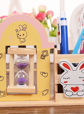 K0331 A120萌兔熊笔筒流沙摆件 沙漏计时器 创意木质工艺桌面摆件