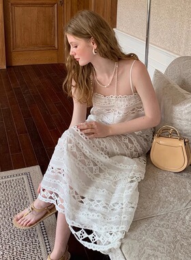 DeesseSicile 9折白色波嬉海边度假风重工镂空钩花吊带长裙连衣裙