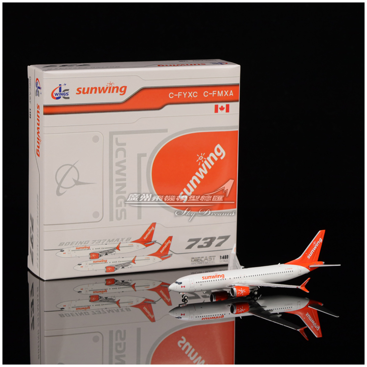 加拿大阳翼航空波音B737MAX8