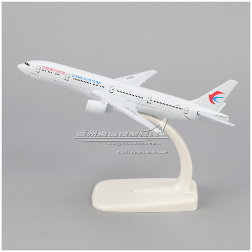 东方航空波音B777飞机模型摆件
