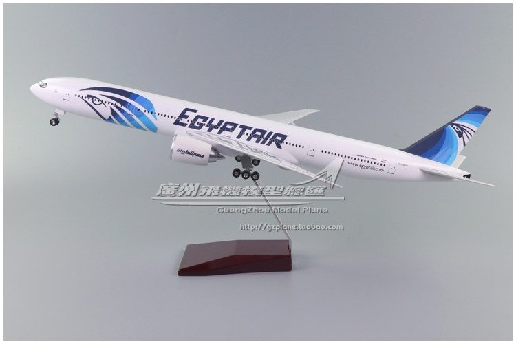 埃及航空波音B777-300ER感应LED起落架树脂静态仿真飞机模型1:160