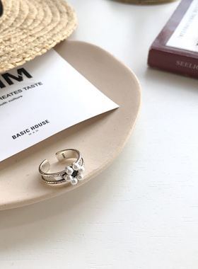 折-小花赫本风方形滴釉珍珠花朵日韩黑白戒指复古韩版开口指环女