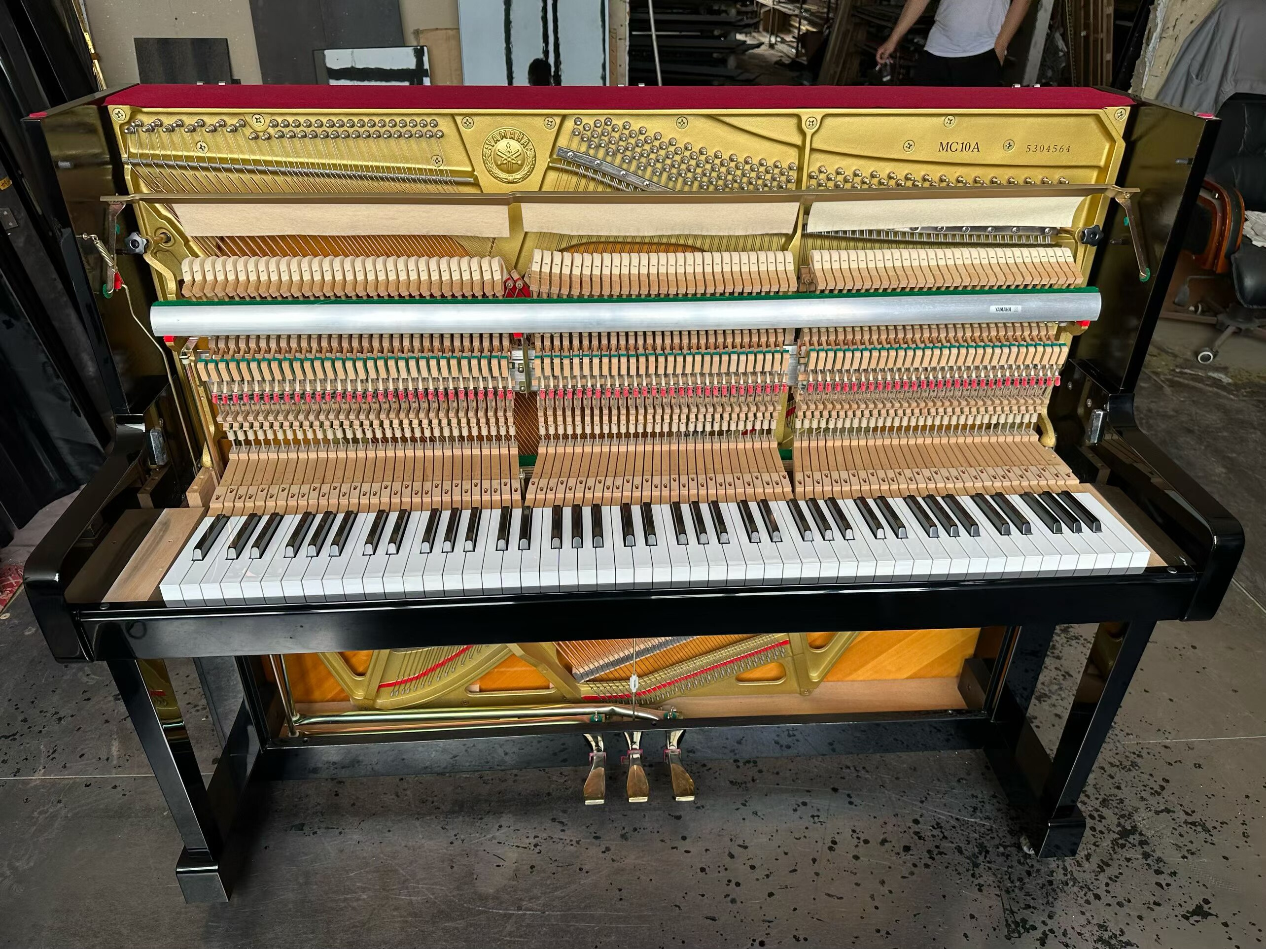 日本原装进口yamaha二手钢琴MC10A专业演奏练习考级