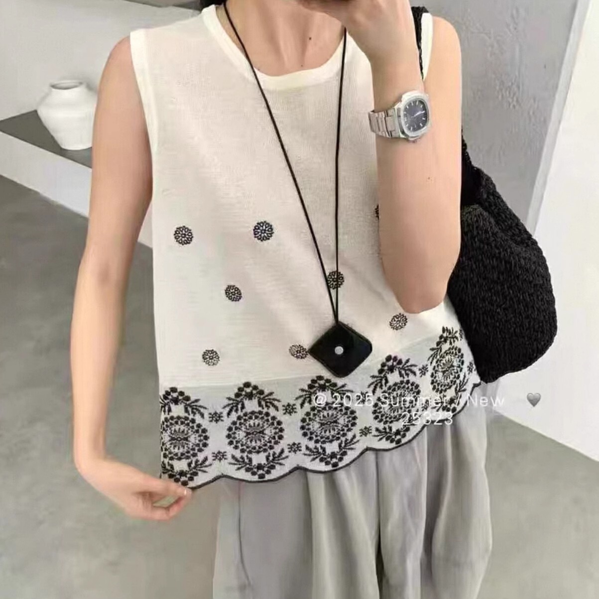 重工刺绣法式针织背心女马甲上衣