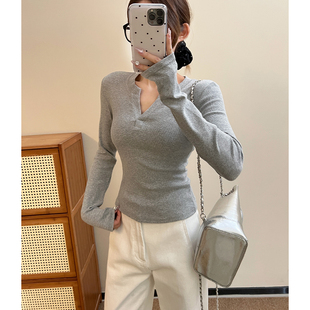 百搭高级感长袖 修身 T恤洋气简约上衣 女内搭春季 白色v领显瘦打底衫