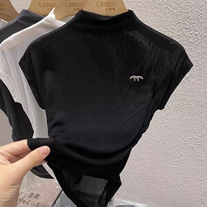 2023白色T恤女设计感小众夏季修身显瘦洋气减龄短袖体恤薄款上衣