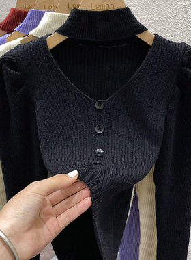 2023挂脖红色毛衣女冬季加厚羊绒针织衫内搭修身短款V领打底上衣