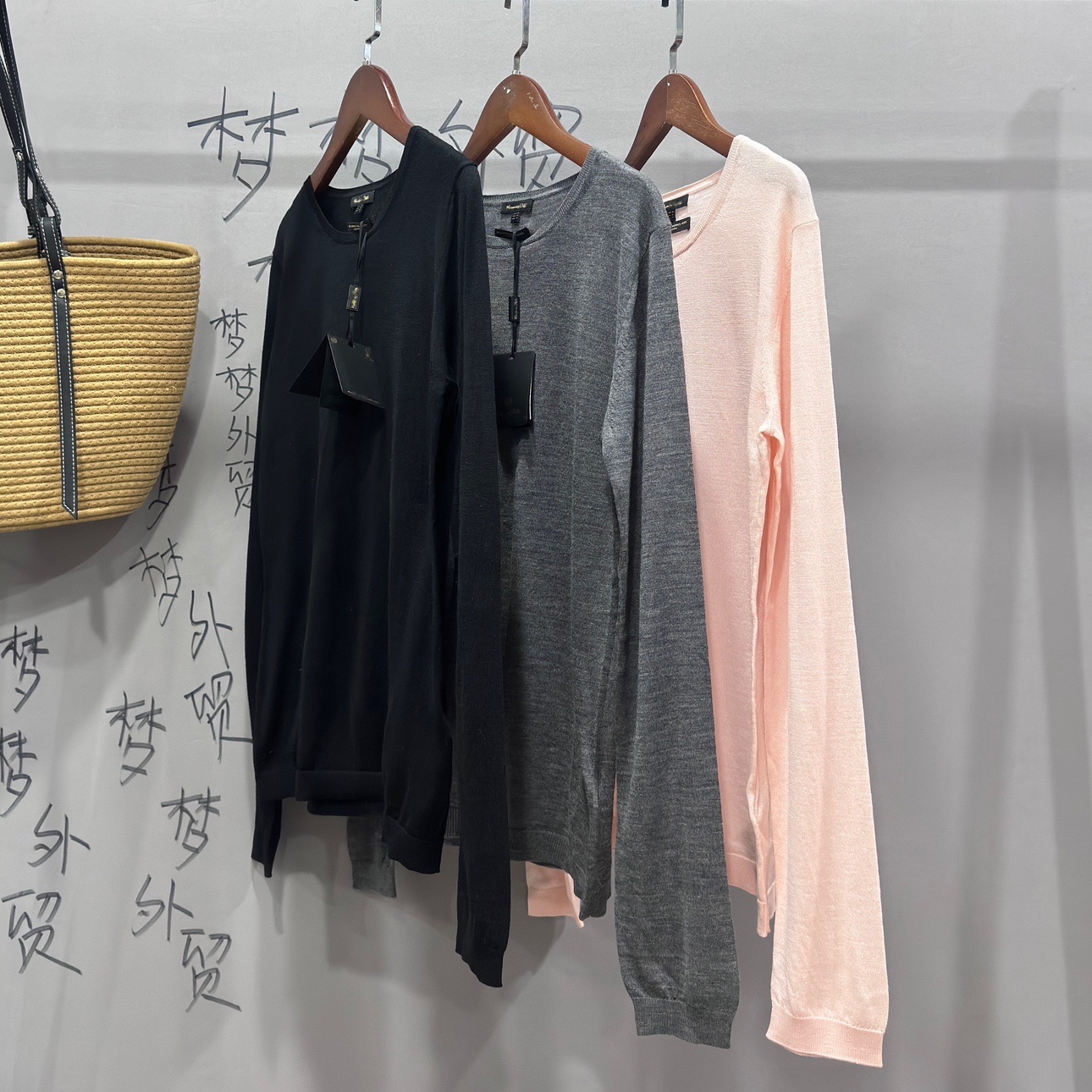 美利奴羊毛针织衫女圆领简约