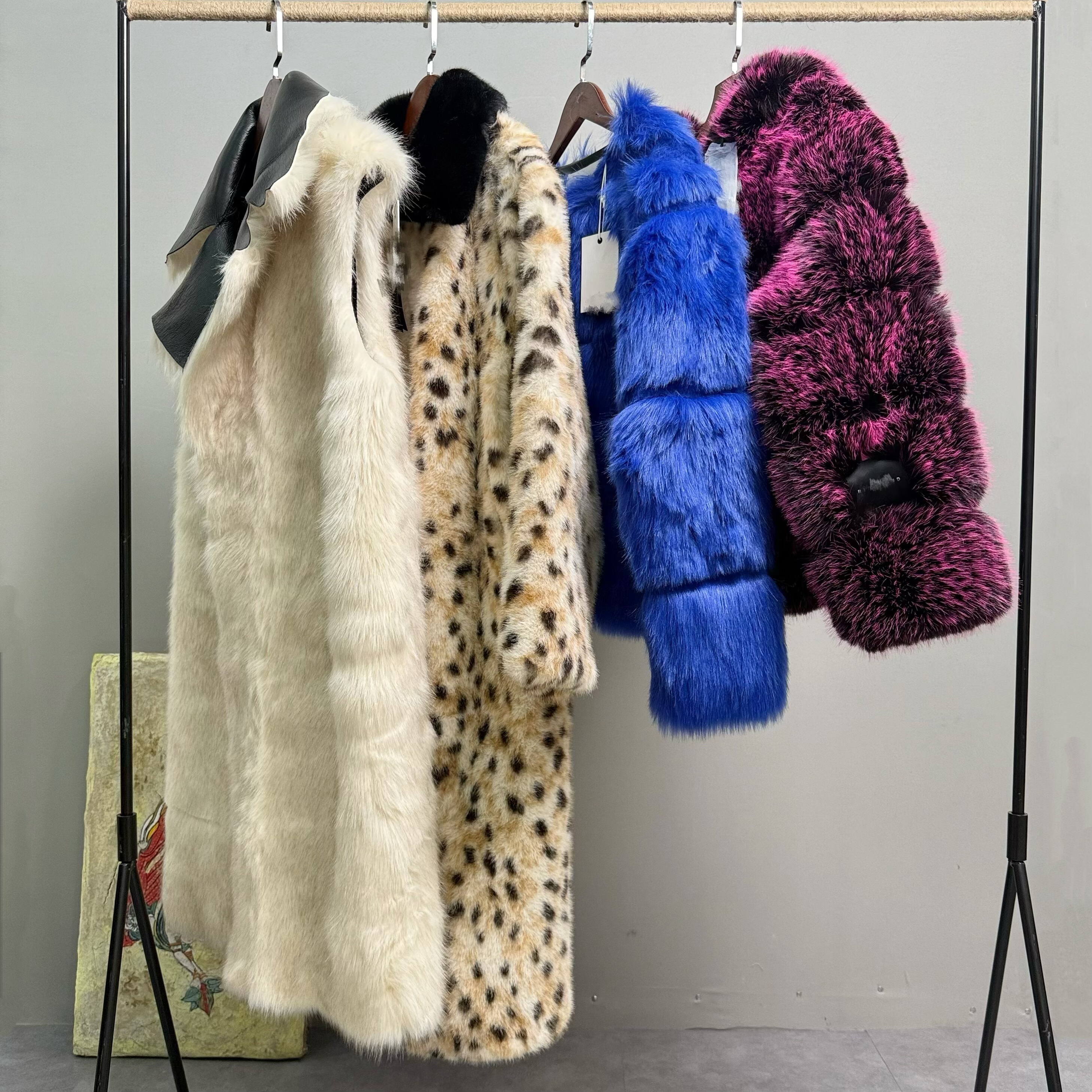 百搭宽松腰带豹纹仿真毛毛皮草