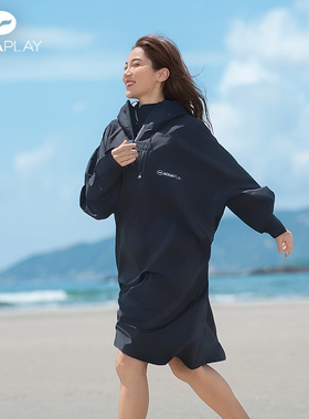 AquaPlay黑色成人潜水斗篷冬季户外冲浪披风风衣防水防风游泳浴巾