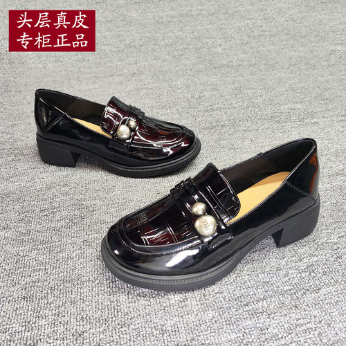 英伦漆皮真皮女粗跟通勤乐福女鞋