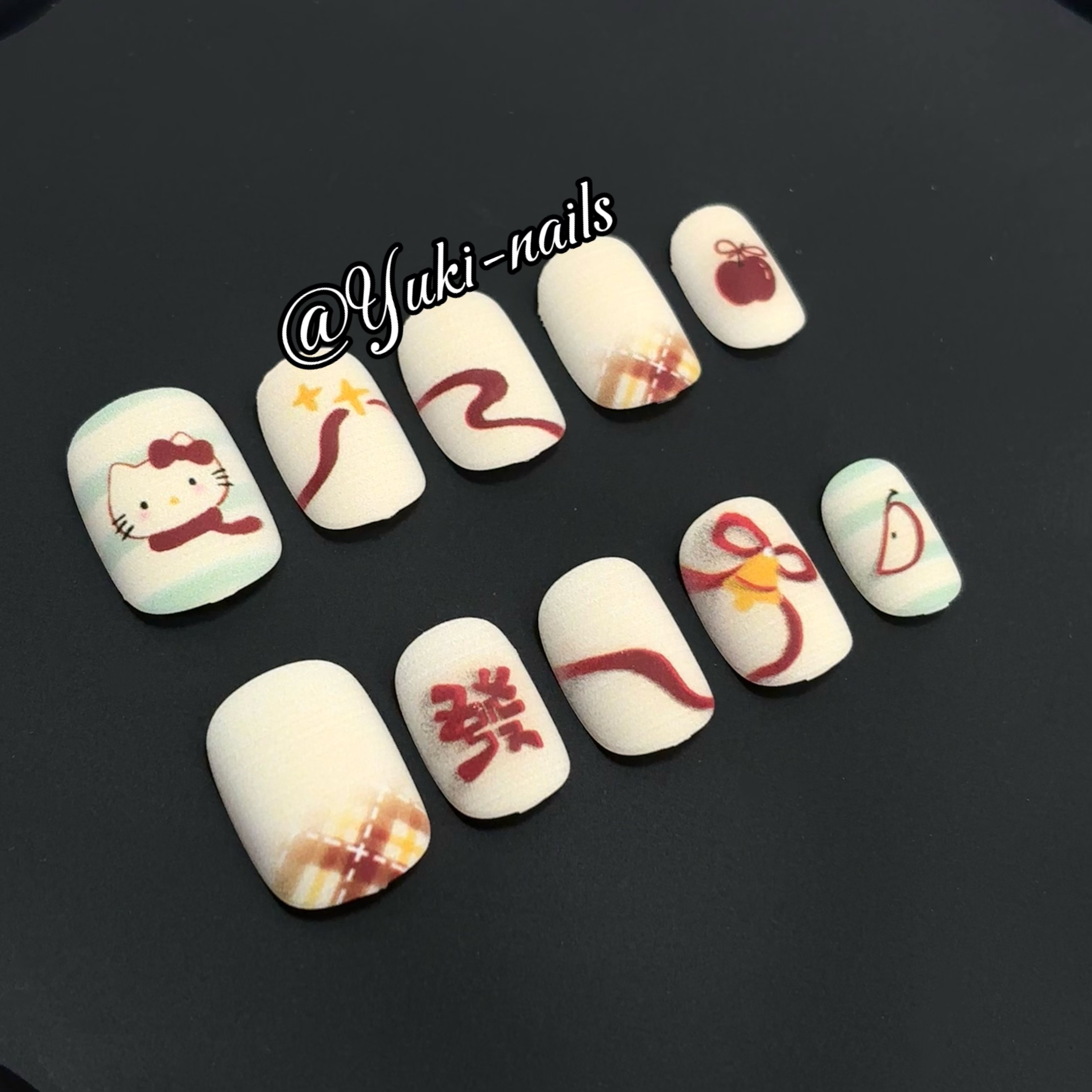 【Yuki穿戴甲】2026春节新款围巾KT可爱风学生卡通机器喷印短方圆,彩妆/香水/美妆工具,穿戴甲/甲片,淘宝优惠券,粉丝福利购,淘宝优惠卷