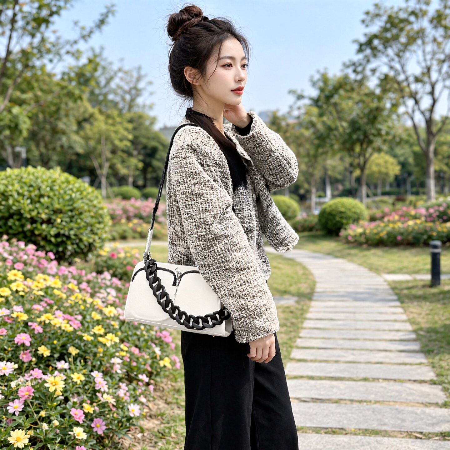 秋冬新款时尚女包小包潮百搭软皮女士斜挎包高及感链条包小众休闲