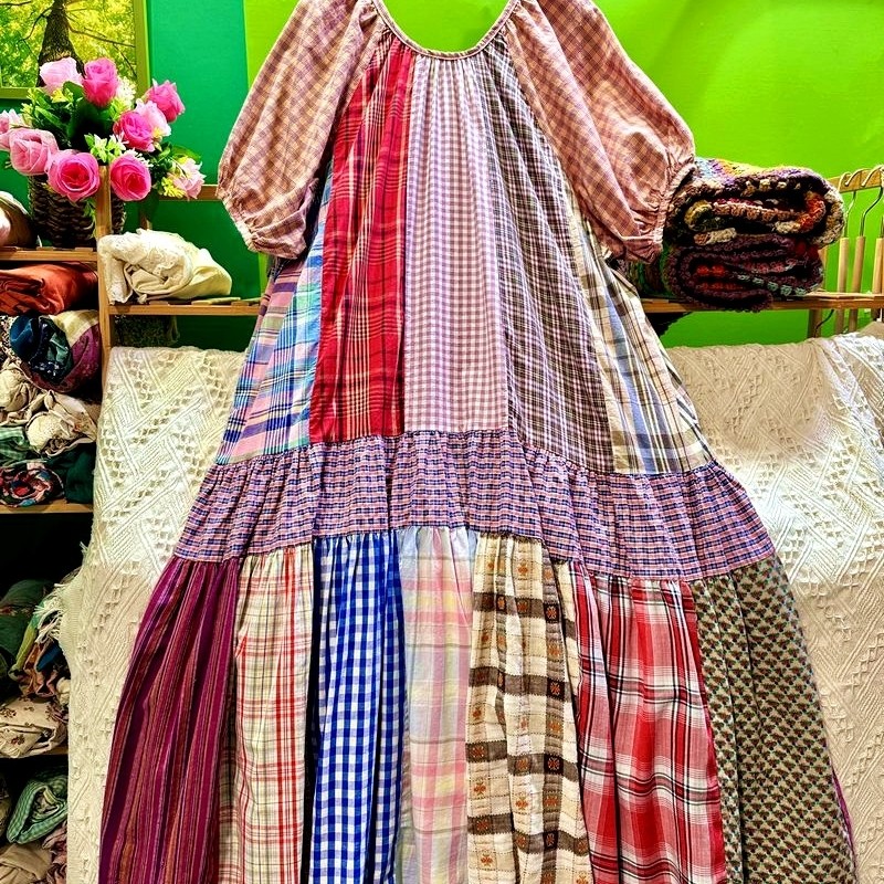 大摆连衣裙百家布拼接/复古夏季短袖宽松大码拼布式风情万种长裙