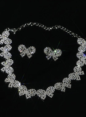 INS风满钻蝴蝶结耳环礼服