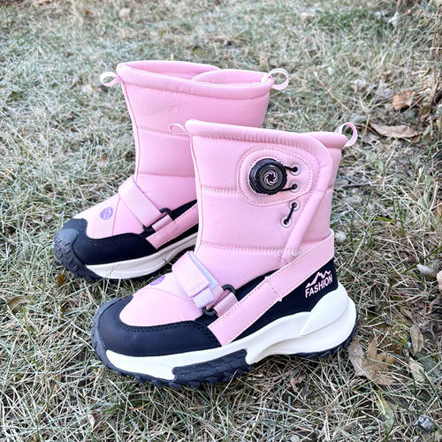 冬季儿童雪地靴抗寒保暖棉鞋