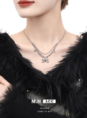 简约ins黑色玻璃蝴蝶结项链配饰高级感小众锁骨链时尚原创吊坠女