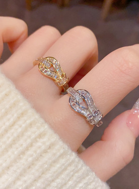 小众气质时尚满钻马蹄扣开口戒个性轻奢百搭高级感超闪食指戒马年