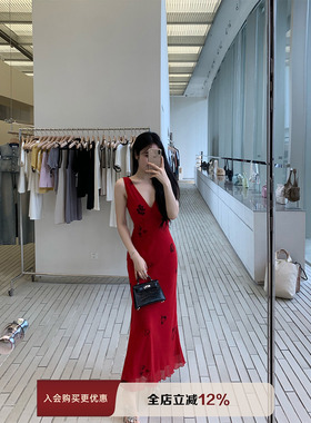 THE SWAN司凰轻奢 收腰长款裙雪纺V领吊带连衣裙