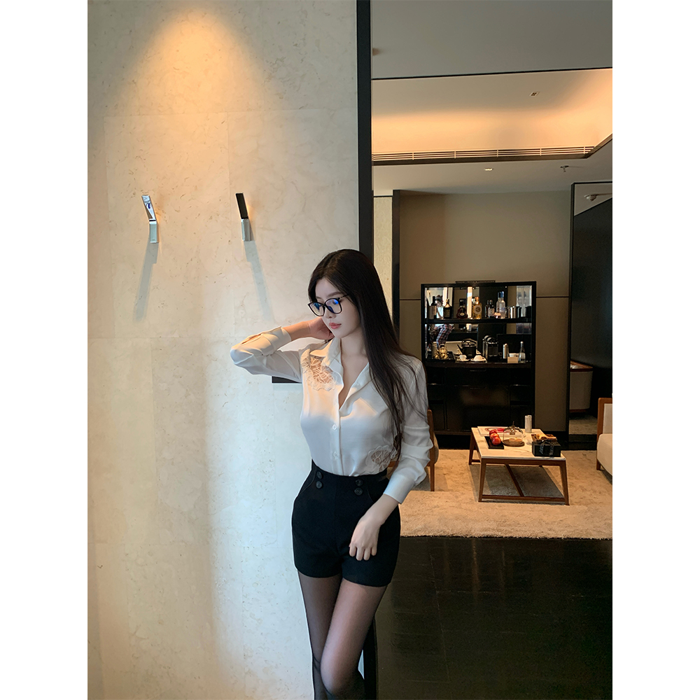 露思套装改良版同款衬衣/短裤