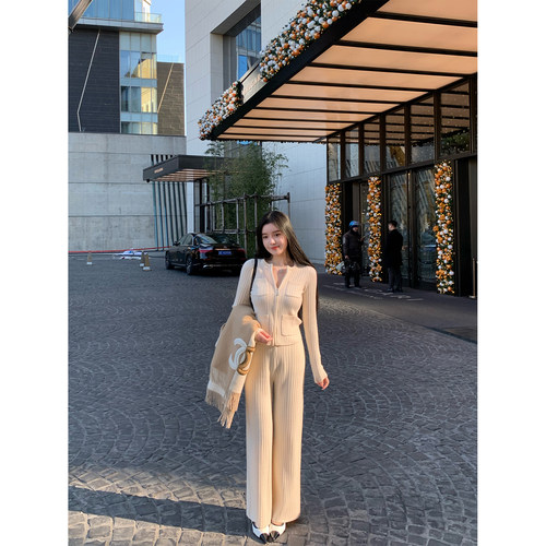 慵懒日常区加厚羊毛针织套装