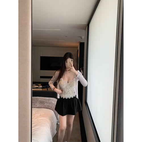 娇娇少女蕾丝吊带开衫针织套装