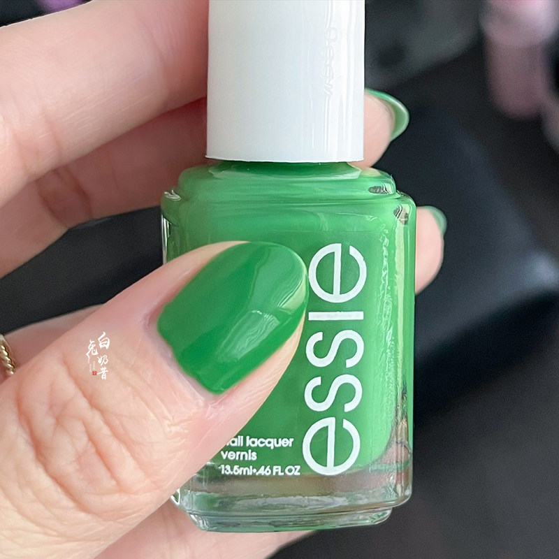 essie指甲油1778高饱和显白活力草绿色grass never greener