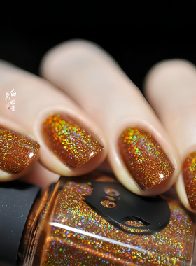 显白镭射焦糖南瓜色 白兔奶昔安娜指甲油AD03雷穆尔国王全息微闪