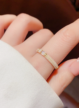 轻奢小众设计感交叉锆石戒指