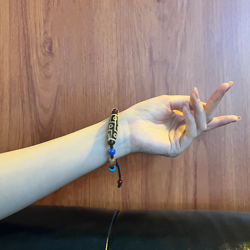 藏区天然高油九眼天珠虎牙二眼天珠正品编织手绳个性手链礼物