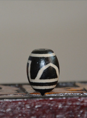 天然玛瑙财神贵人靠山天珠散珠