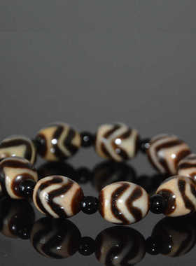 一图一物西藏文玩天然高油水纹天珠坛城虎牙二眼如意藏式手链多宝