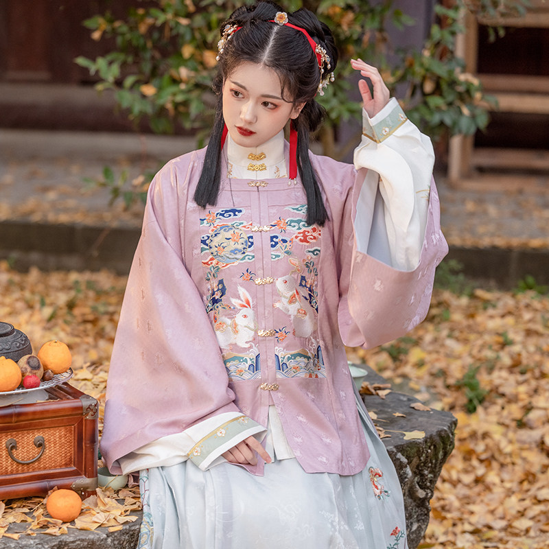 TONG WANMING HANFU 스퀘어 칼라 더블 브레스트 대형 소매 짧은 코트 토끼의 해 레드 보충제 ZHAOYUE MIAN 3.0 신춘 제품