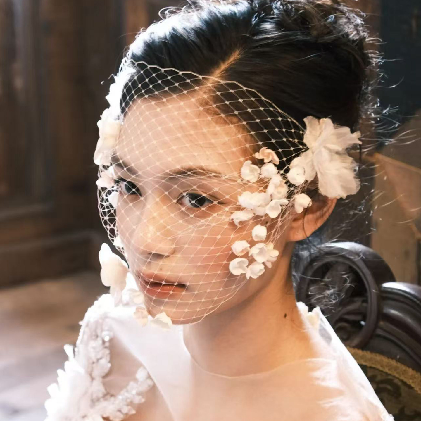 喜看手作森系花瓣遮面网纱新娘结婚个性复古写真造型样片盘发饰品