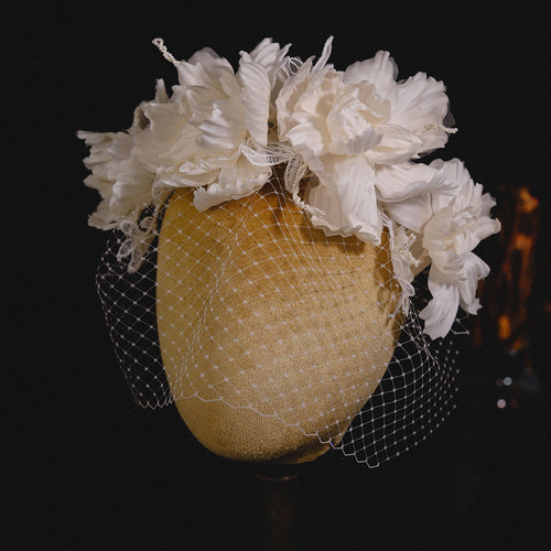 手作缎面花瓣蕾丝遮面发箍